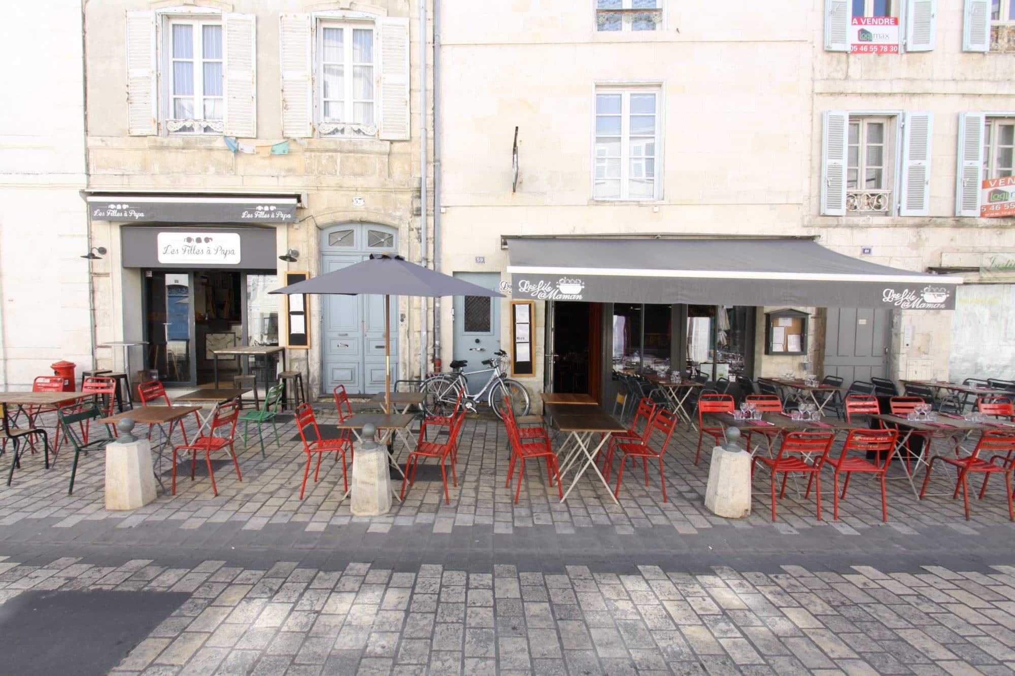 Salle ou terrasse de restaurant à La Rochelle